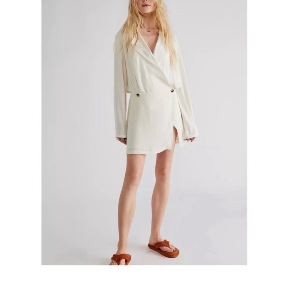 Free People Simone Wrap Cream Long Sleeve Mini Dress Size Large NWT